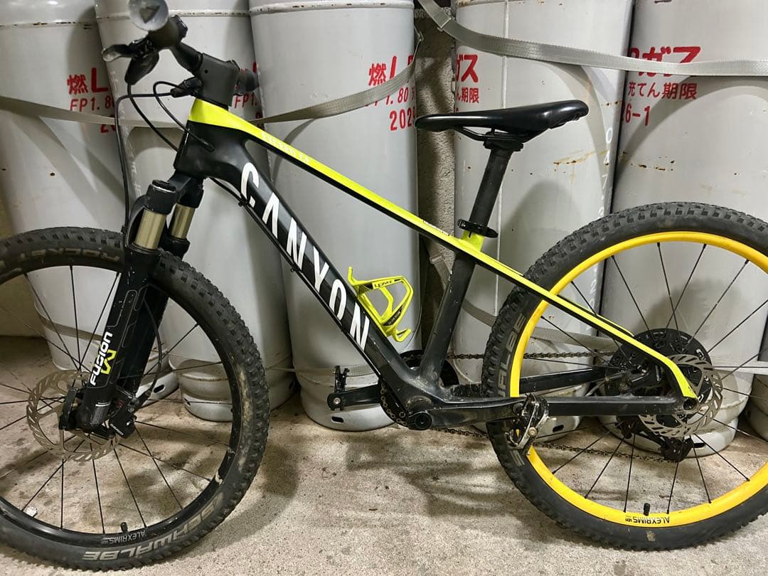 Jacky3　2018CANYON EXCEED CF younghero