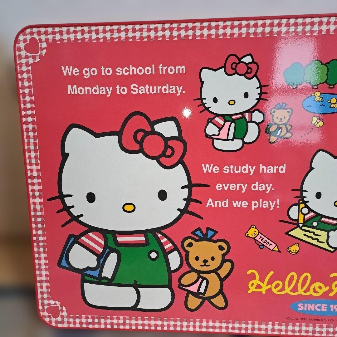 超希少‼️新品‼️未使用‼️ハローキティ　折りたたみテーブル　レトロ　1994年