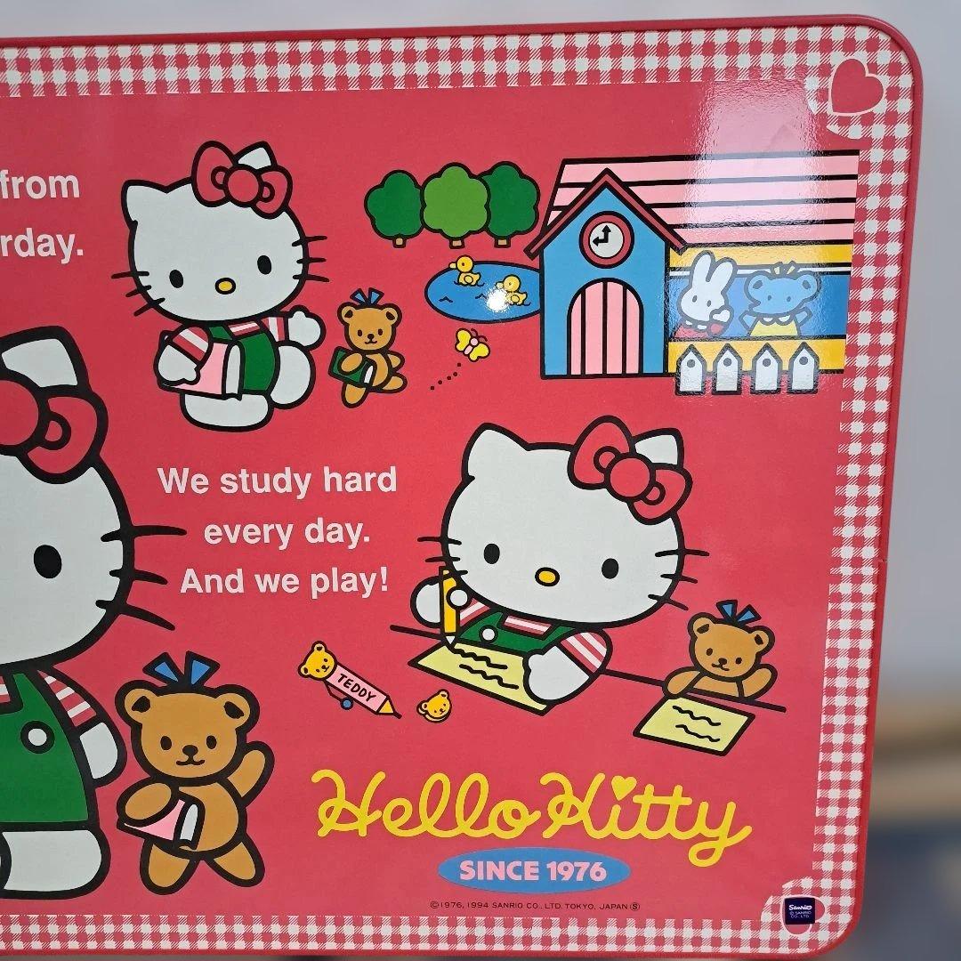 超希少‼️新品‼️未使用‼️ハローキティ　折りたたみテーブル　レトロ　1994年