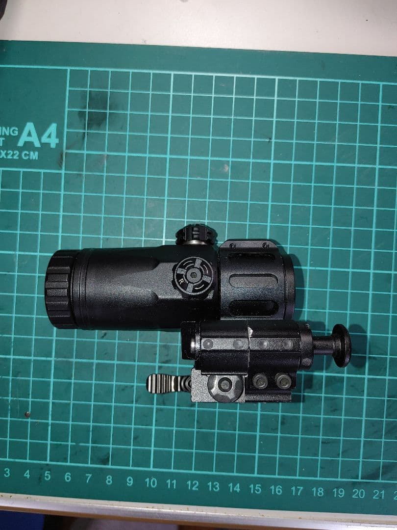 Novel Arms(ノーベルアームズ)３倍タクティカルマグニファイアブースター