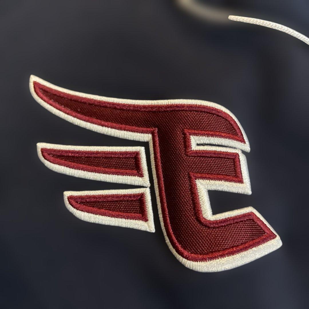 楽天イーグルス　MIZUNOプロ仕様　プラティクスジャケット　アンダーシャツ付き