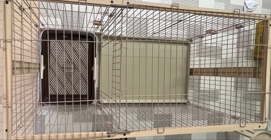 ペットサークル　ケージ　仕切りあり　屋根付き