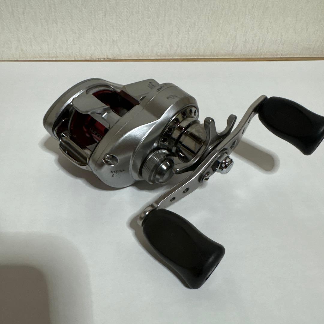 チーム　ダイワ　TD ジリオン　100SHL 7.1 釣具　ルアー　リール