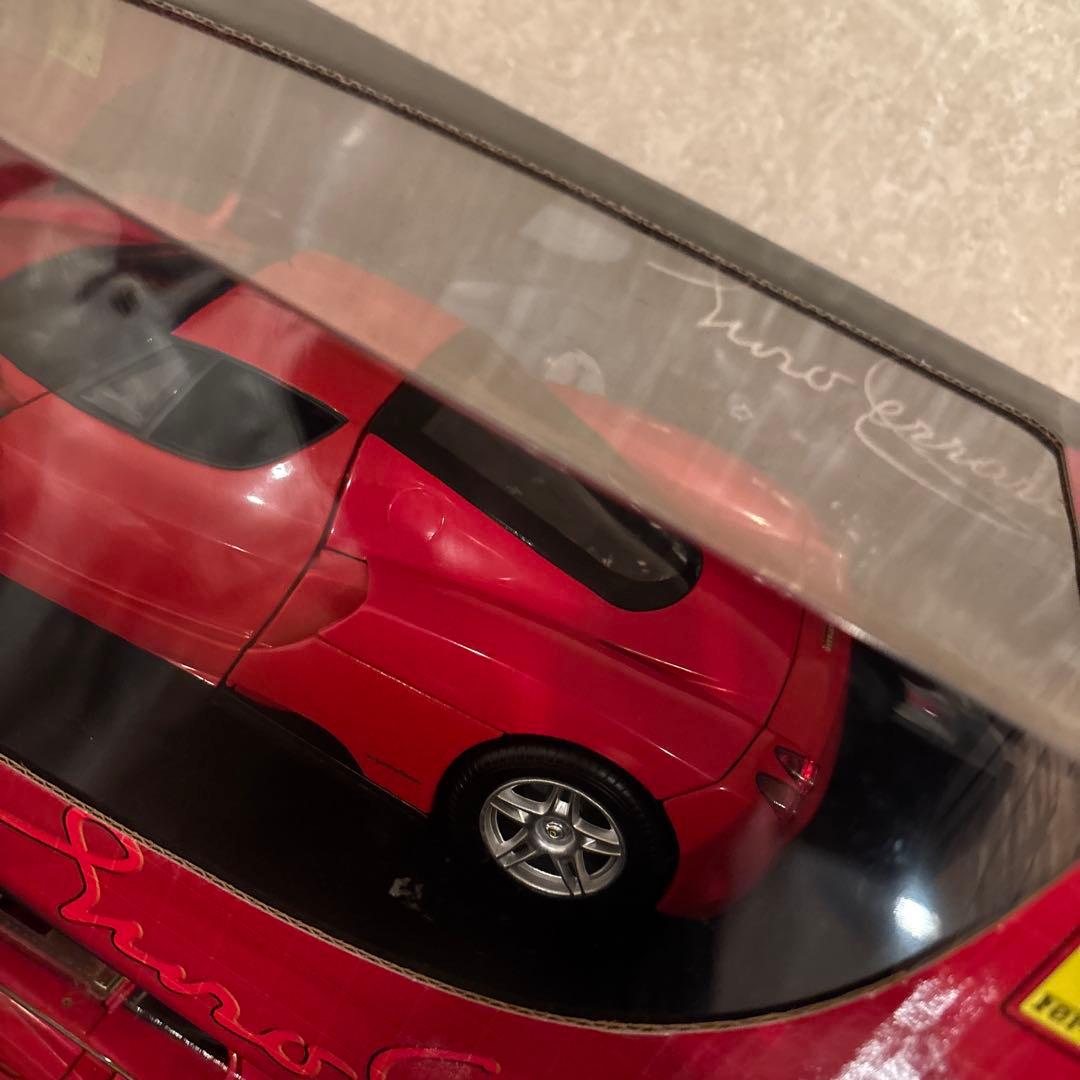 自動車 Hot Wheels 100% Ferrari Enzo1/18