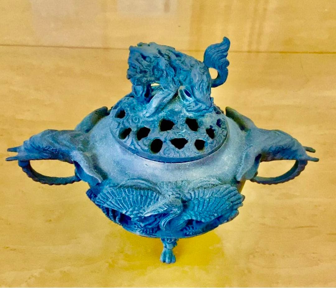 中華街名家　香炉唐金中国 乾隆年製1740年頃　象鼻耳獅子摘蓋透彫蓋獅子三足