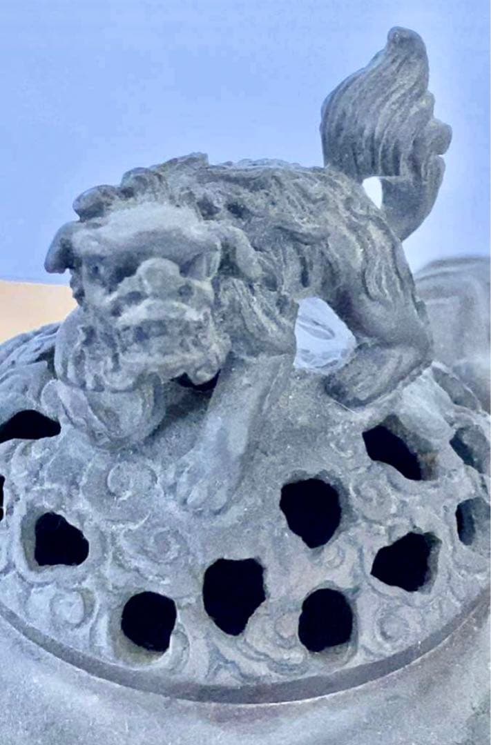 中華街名家　香炉唐金中国 乾隆年製1740年頃　象鼻耳獅子摘蓋透彫蓋獅子三足