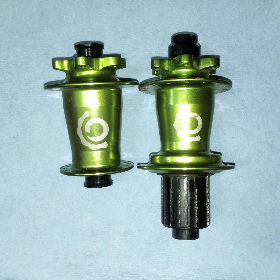 INDUSTRY NINE TORCH 前後ハブセット グリーン