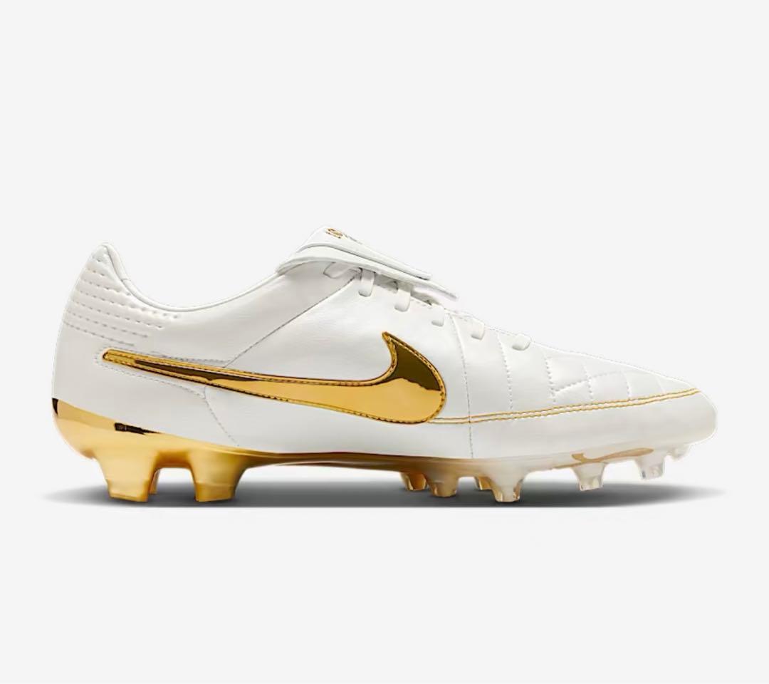 Ronaldinho × Nike Tiempo Legend FG Touch