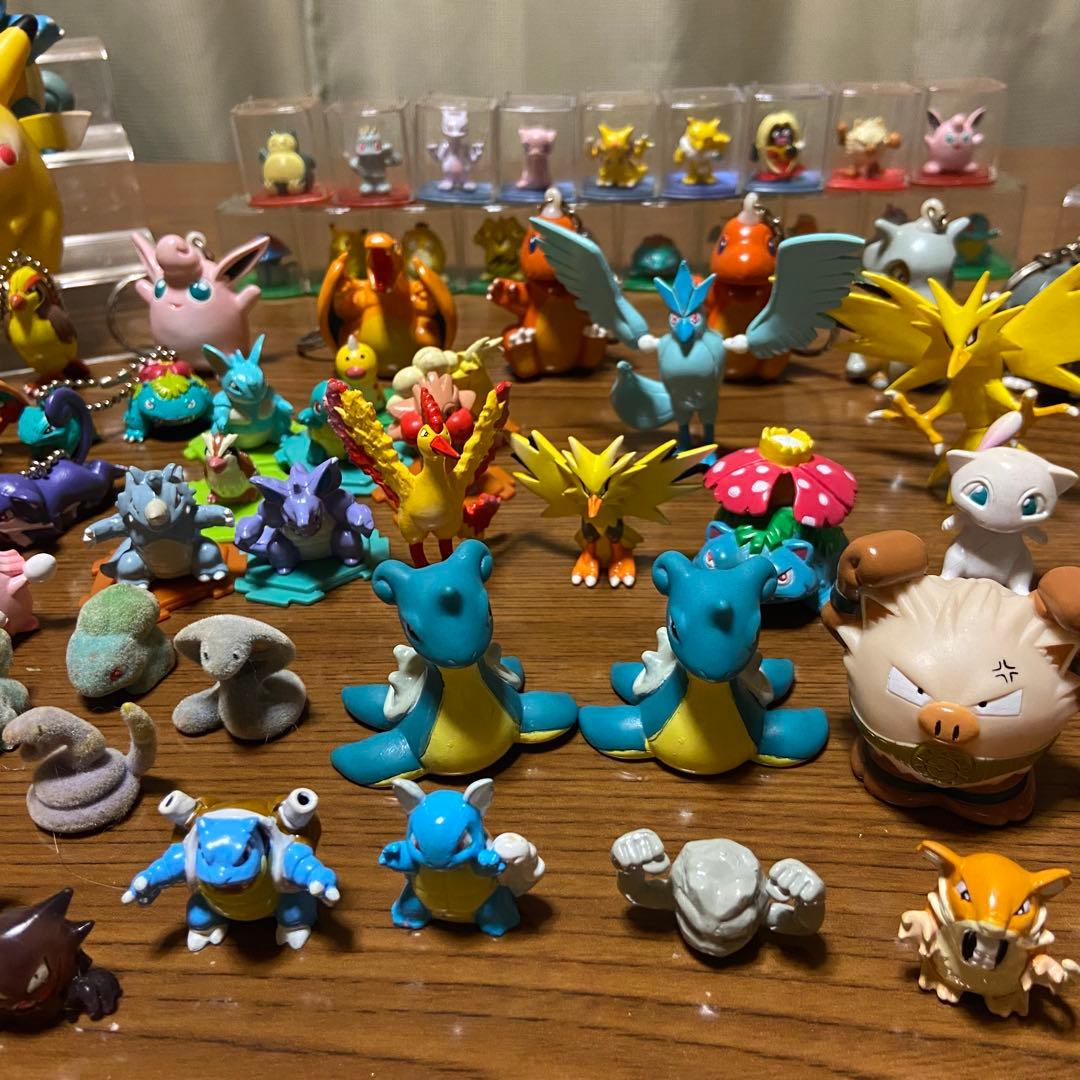 ポケモングッズ まとめ売り フィギュア シール スタンプ など