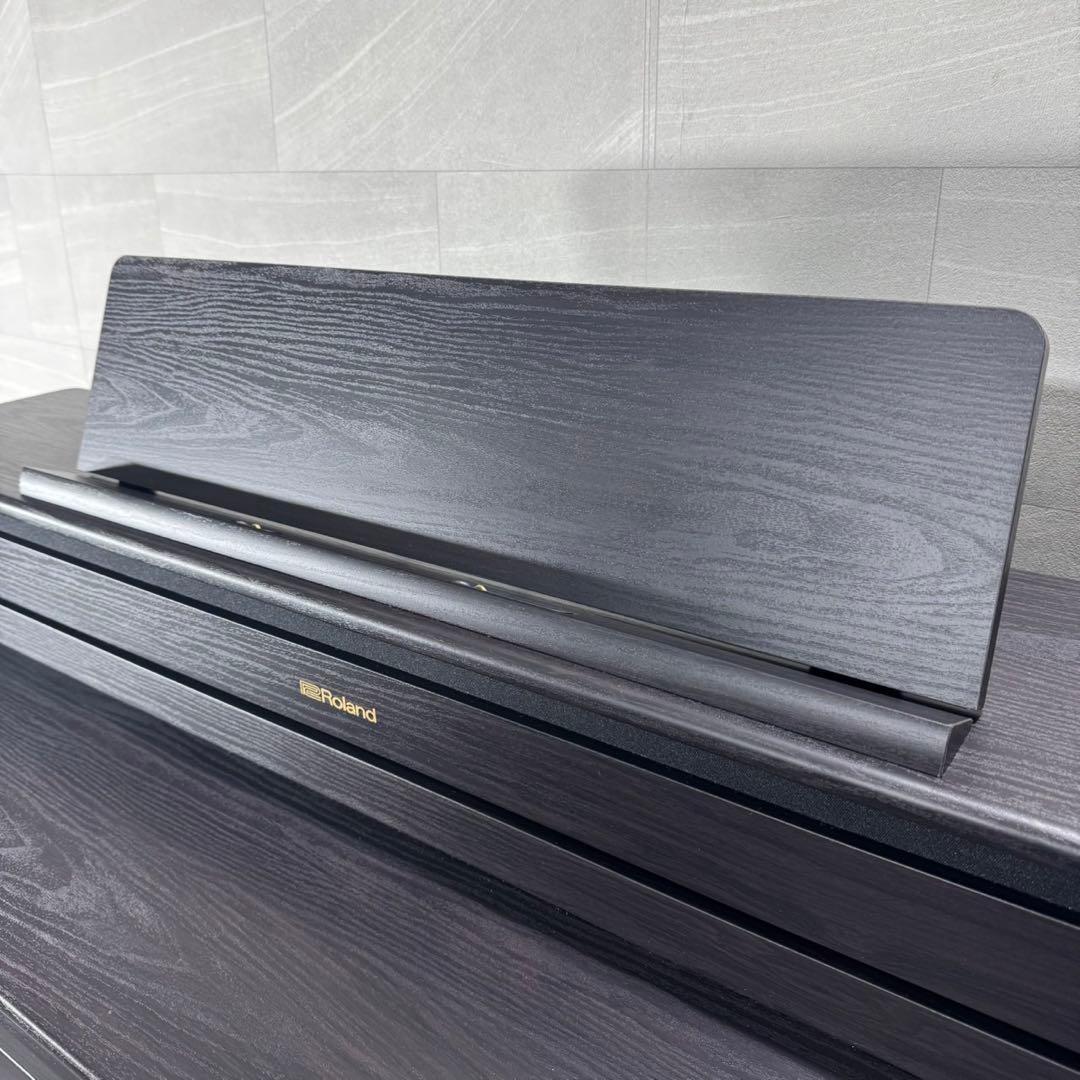 Roland 電子ピアノ HP704 2022年製 イス付き 美品 d4994