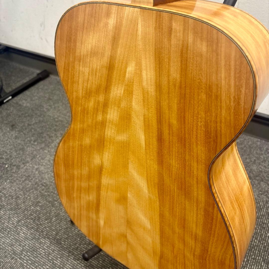 エゾ松・桜材のギター：工房yoshi（現：木の奏）製No.6