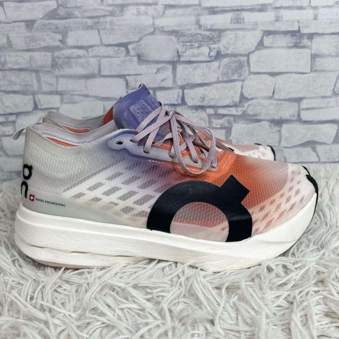 ON Cloudboom Strike 25.0cmマラソン　ランニングシューズ