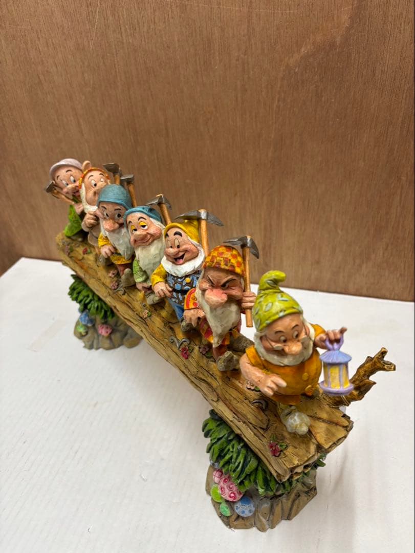 ディズニーショーケース エネスコ 七人の小人