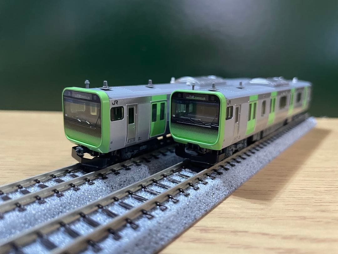 KATO E235系0番台山手線・スターターセット