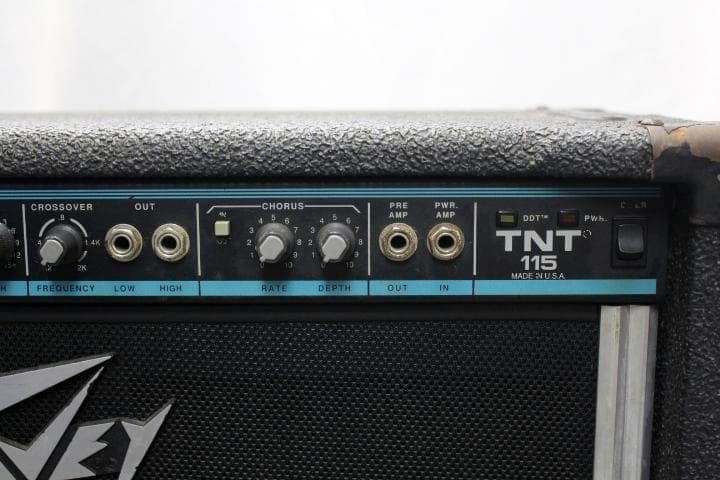 PEAVEY ピーヴィー TNT115 BW ベースアンプ