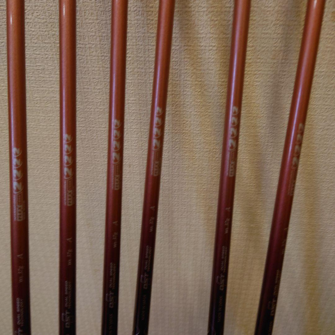 新品6本 ゼクシオ13 レディース アイアンセット A ボルドー mp1300L