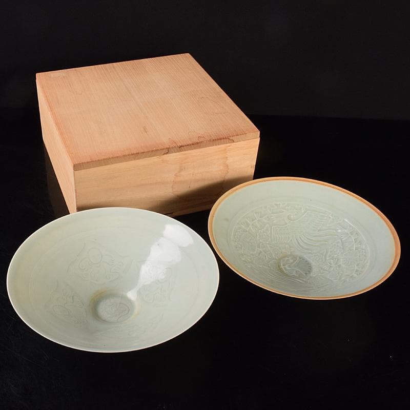 中国　影青　青白釉　陽刻　鳳凰花文　唐子文　鉢　2点　時代箱付　M　R7779
