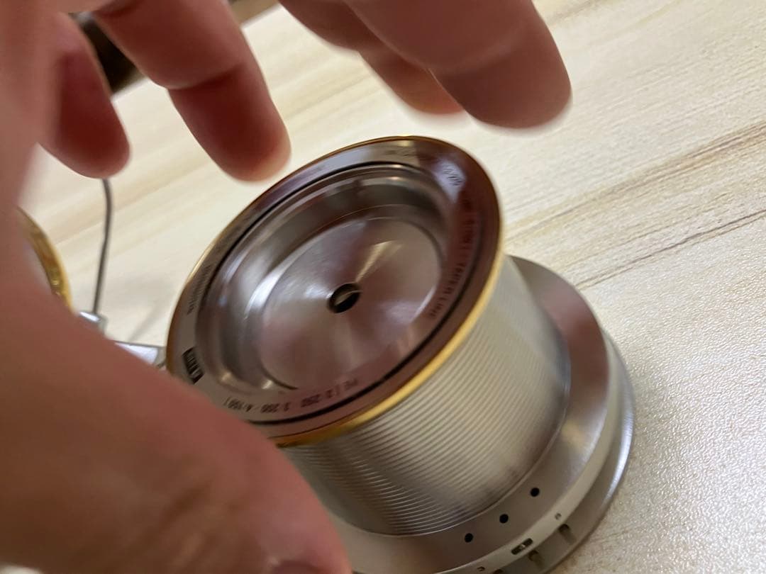 シマノ　スーパーエアロ　テクニウム　替えスプール付き