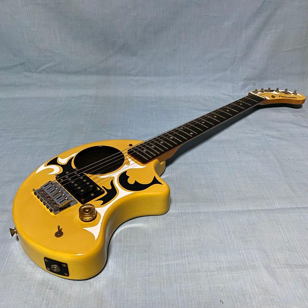 フェルナンデスZo3ミニエレキギター イエロー アンプ内蔵
