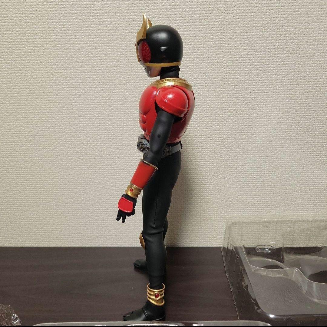 リアルアクションヒーローズ　仮面ライダークウガ　フィギュア　rah