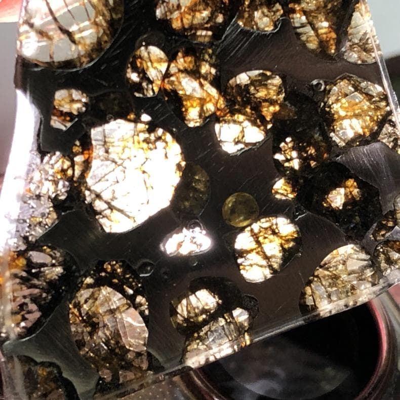 A*様 隕石 アルタイ隕石　原皮付き　石鉄隕石　パラサイト隕石　２点　重さ53ｇ