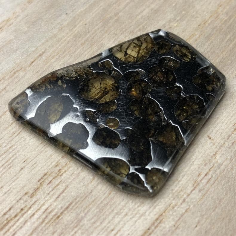 A*様 隕石 アルタイ隕石　原皮付き　石鉄隕石　パラサイト隕石　２点　重さ53ｇ