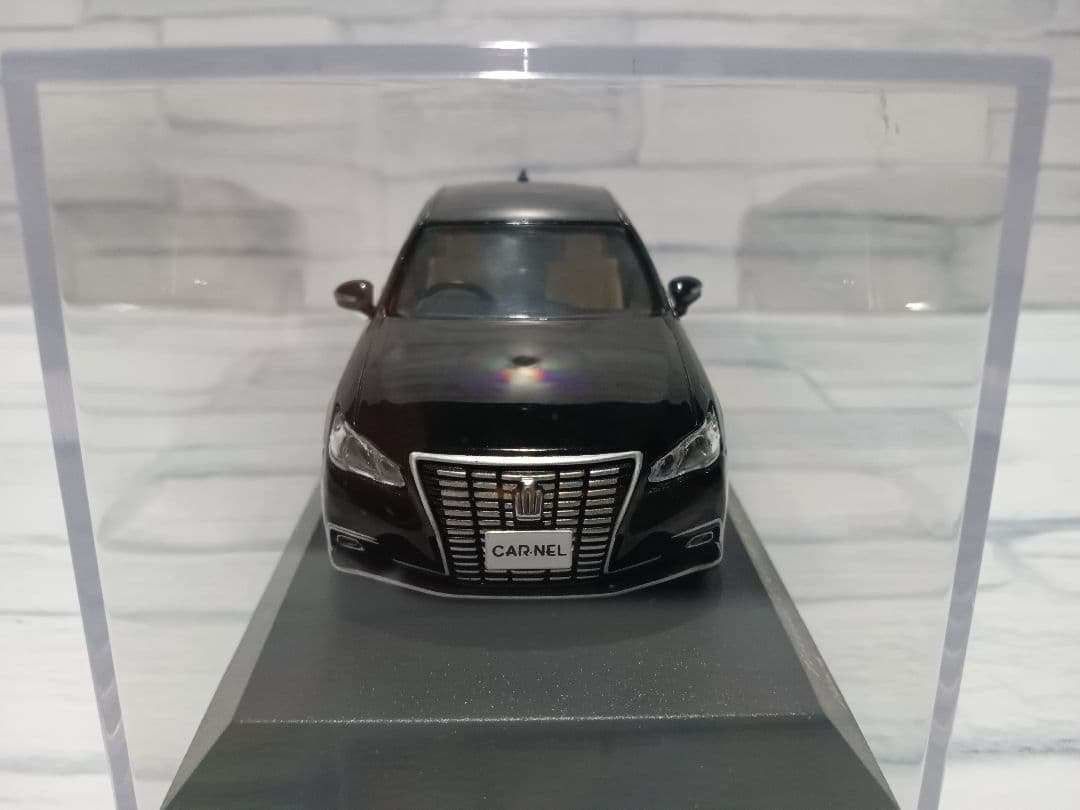 1/43　クラウン　ロイヤルサルーンG　GRS210　ミニカー　ブラック