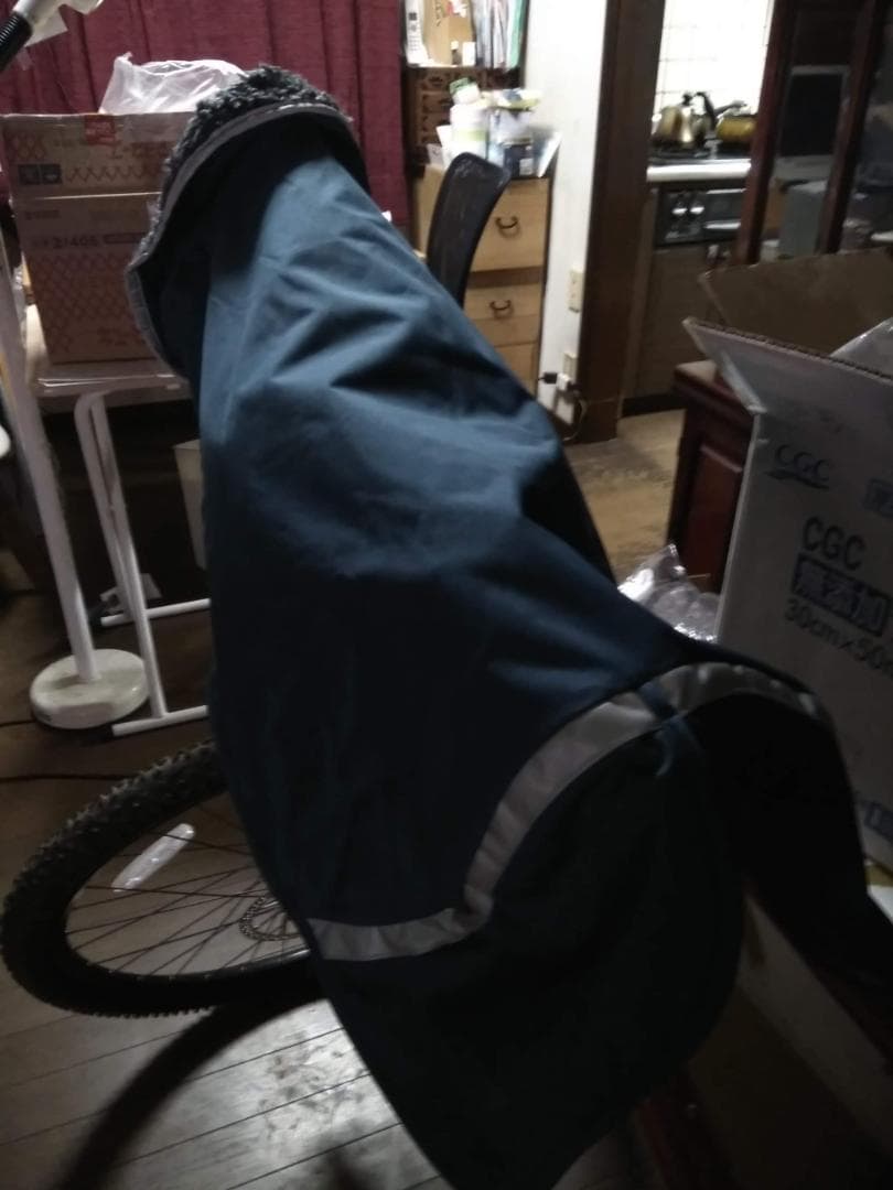 フィンランドデザインのPomppa・ドッグジャケット。