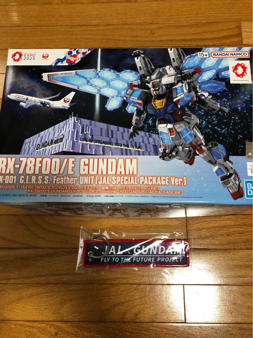 JAL 万博限定コラボ　RX-78F00/E GUNDAM