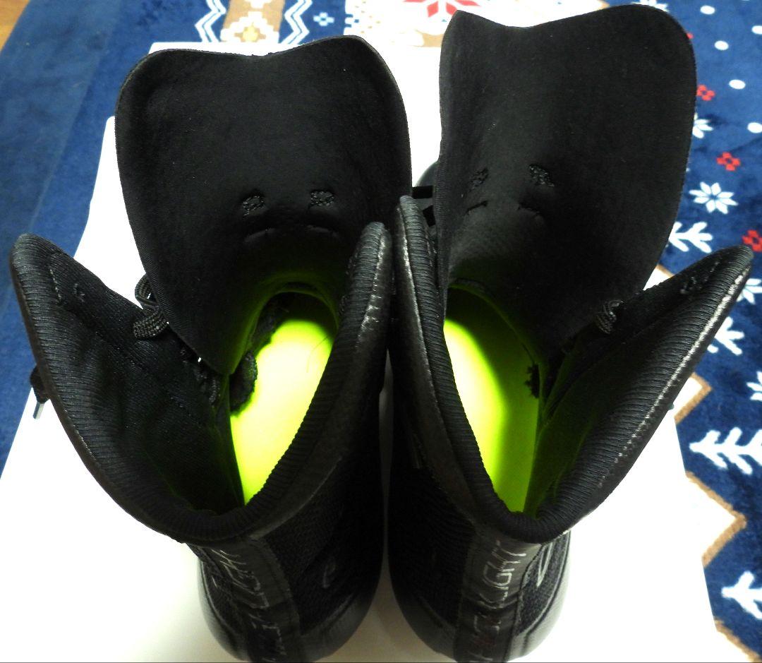 アメフト　スパイク　アンダーアーマー　ハイライト　27.5cm