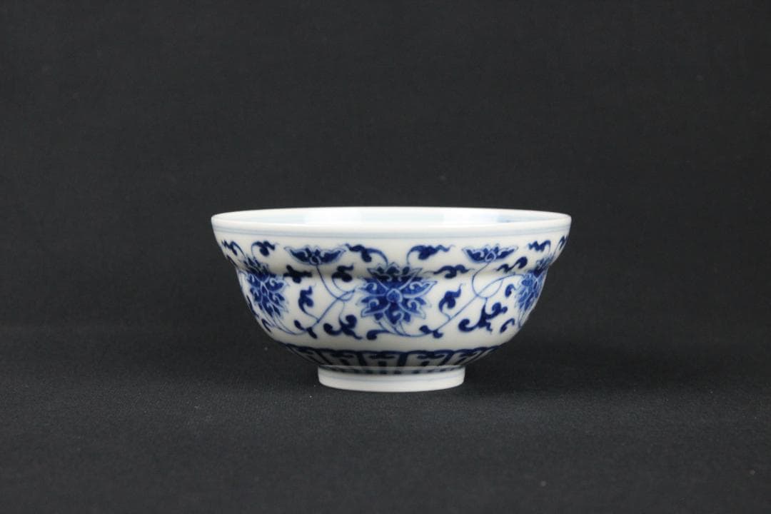 中国美術　青花纏枝蓮文碗　唐草　大清光緒年製款　古陶磁　茶道具 ESM12-6