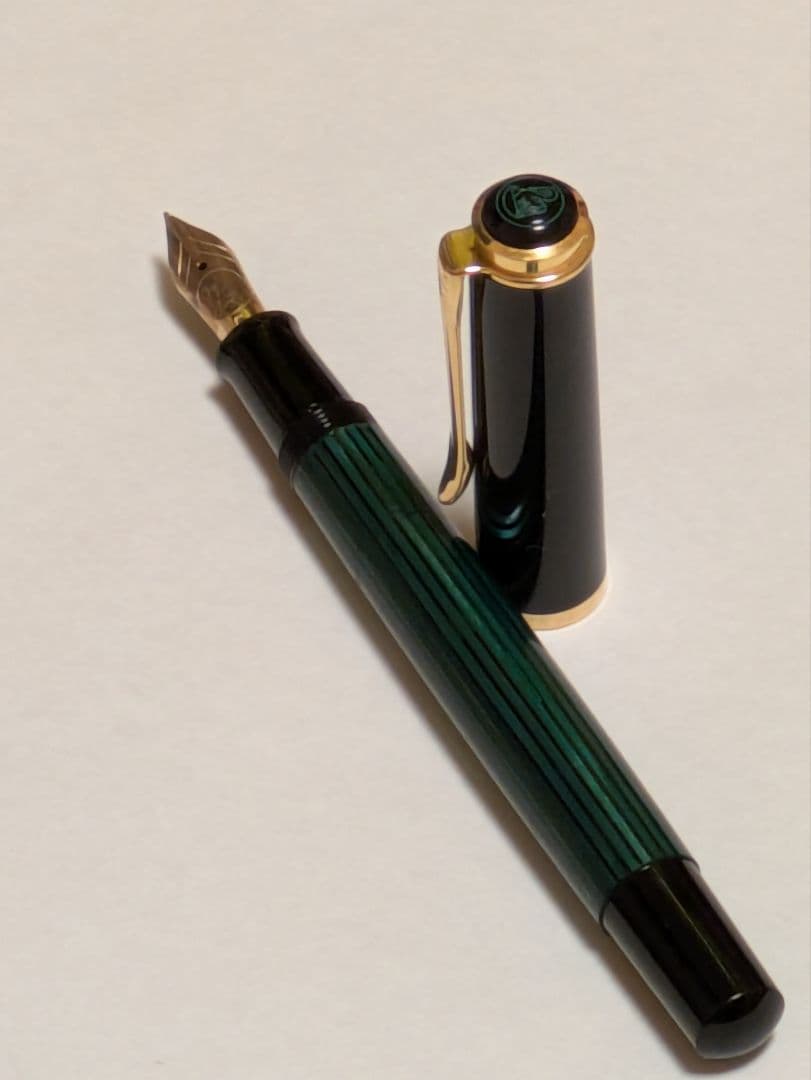 ペリカン社万年筆 ス—ベレ—ン 14C-585 Fと青インクセット