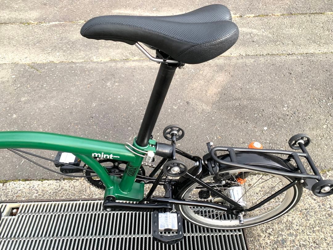 【美品】未使用品 即乘 折り畳み転車 PartsミニベロSRF3 内3速 16