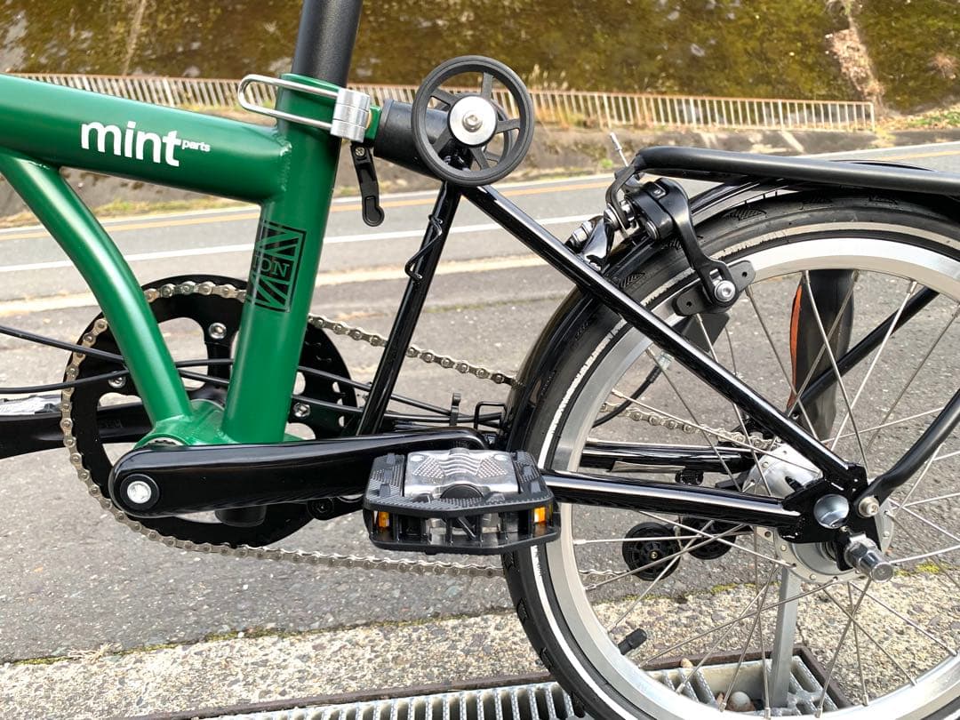 【美品】未使用品 即乘 折り畳み転車 PartsミニベロSRF3 内3速 16