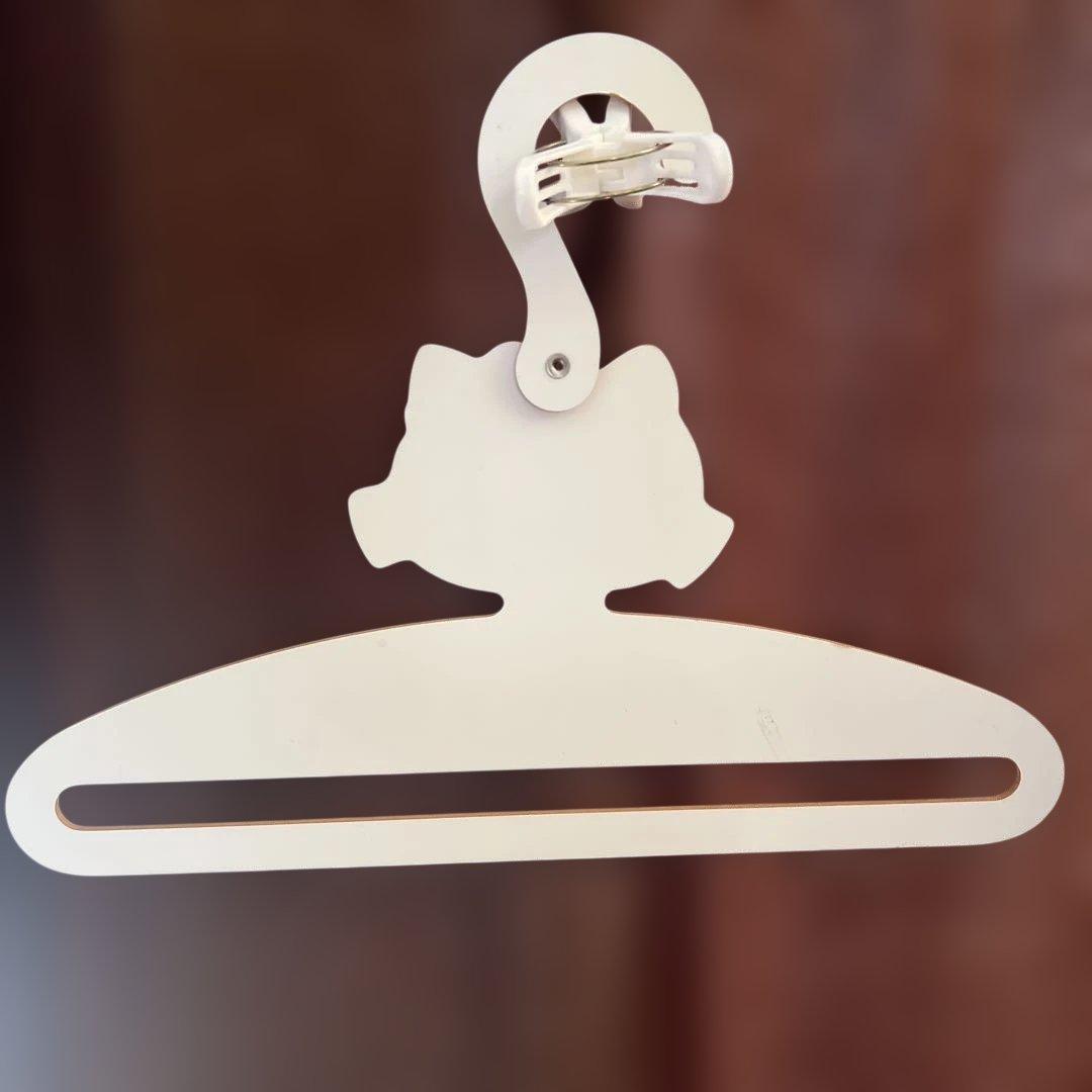 【値下げ！】レトロ！ハローキティ 木製ハンガー