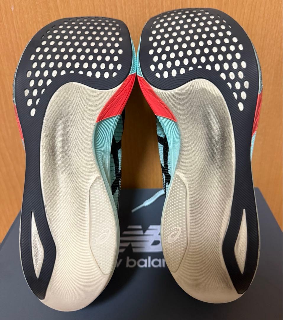 asics メタスピードエッジパリ