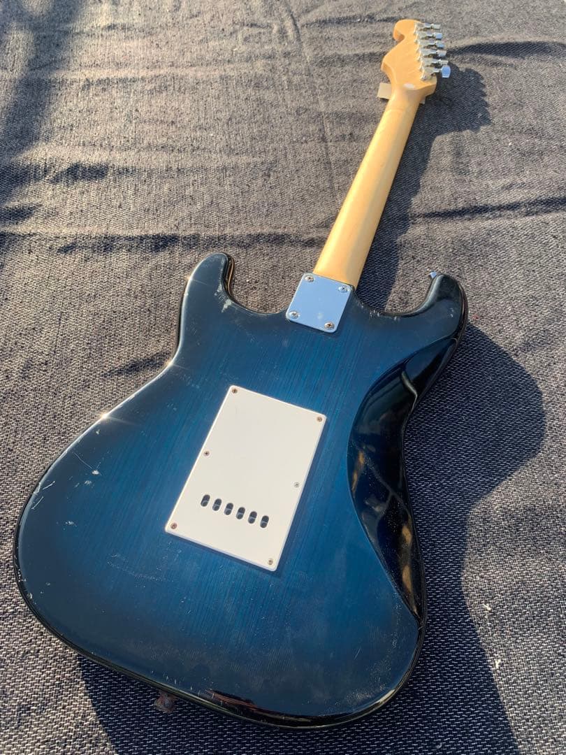 新品フォトジェニックPhotoGenicストラトキャスタータイプ エレキギター