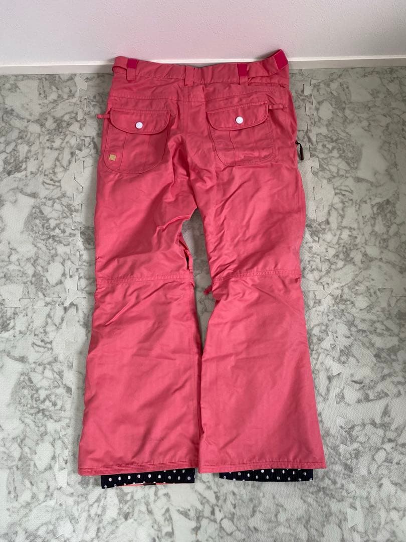 【美品】スノーボードウェアセット（ジャケット・パンツ・手袋・ゴーグル・ニット帽）