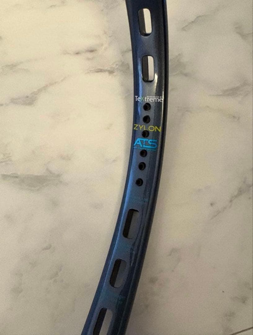 プリンス　Prince Tour O3 100 テニスラケット　最新モデル