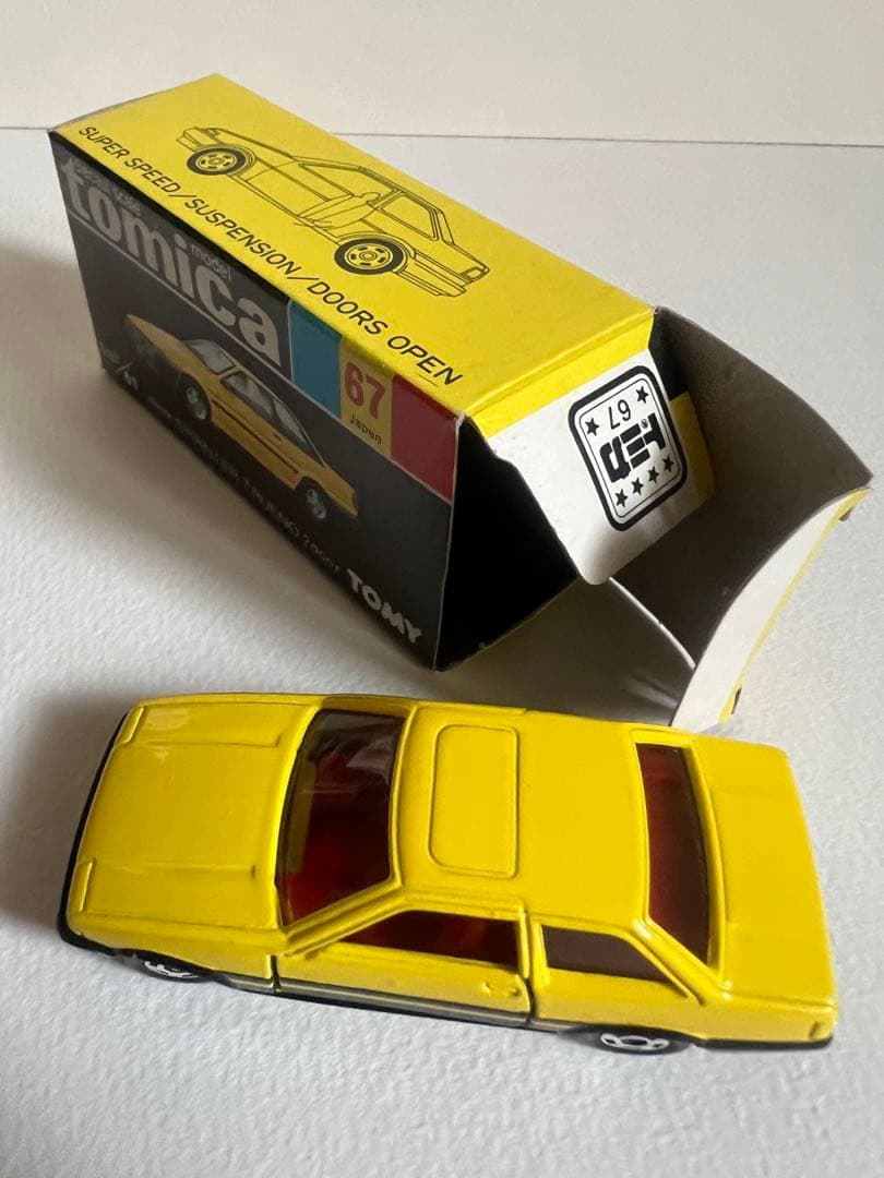 トミカミニカー　トヨタ　スプリンター2ドア