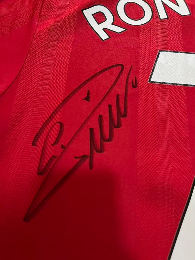 クリスティアーノ・ロナウド　直筆サイン入りユニフォーム　 21-22