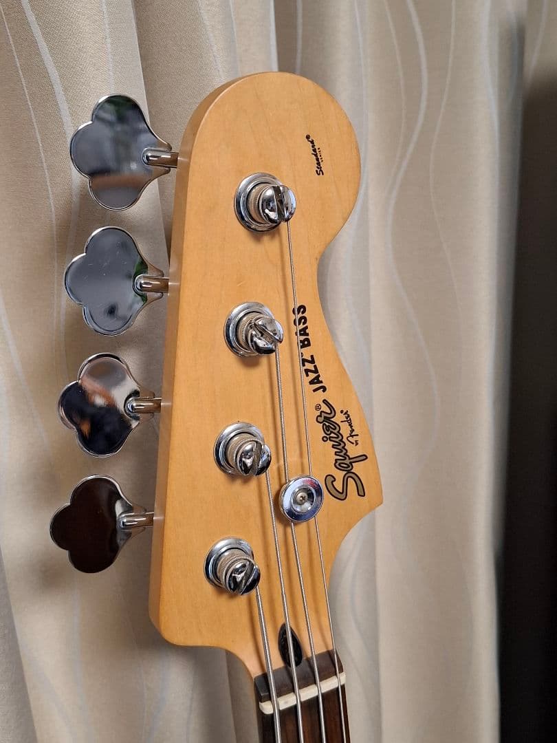 (特価) Squier by Fender JAZZBASS 「順反りジャンク」