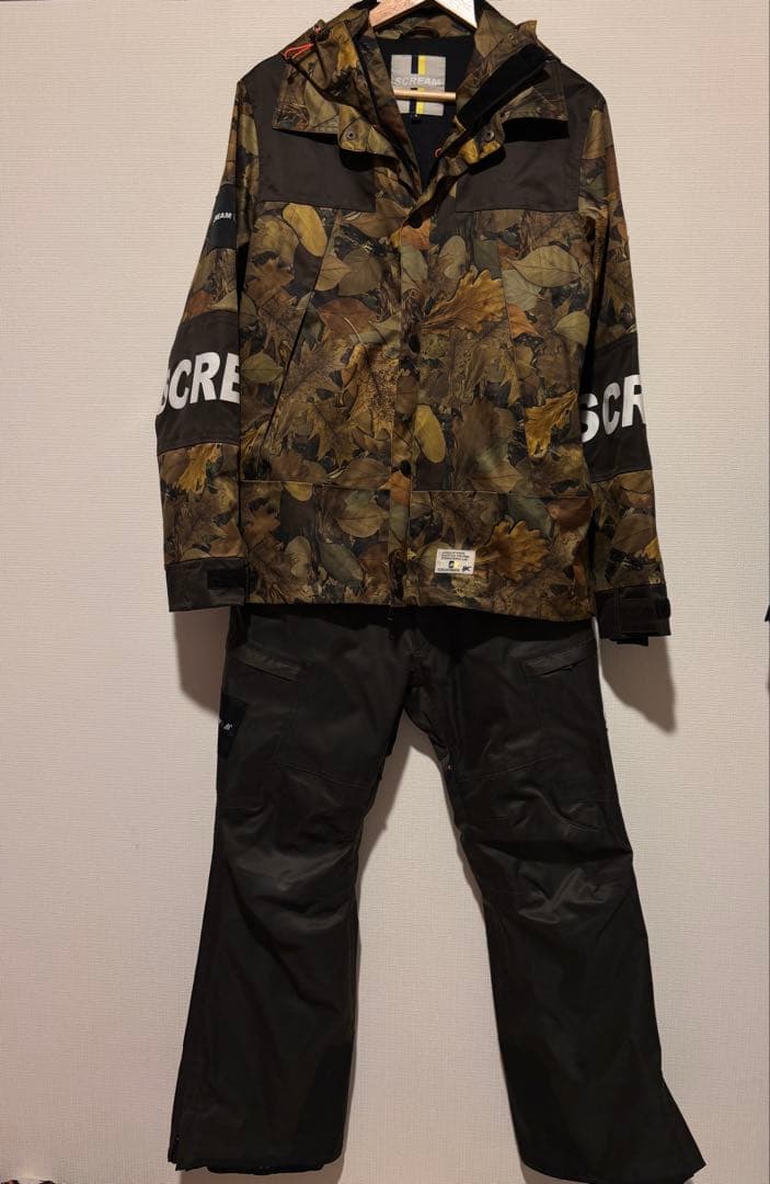 スクリーム　スノーボードウェア上下　ユニセックスサイズS