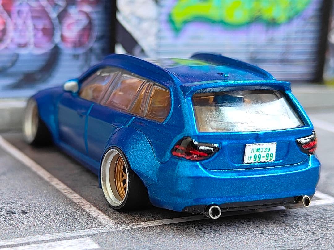 トミカ改造  M3 オーバーフェンダー 紫 深リム マッチボックス