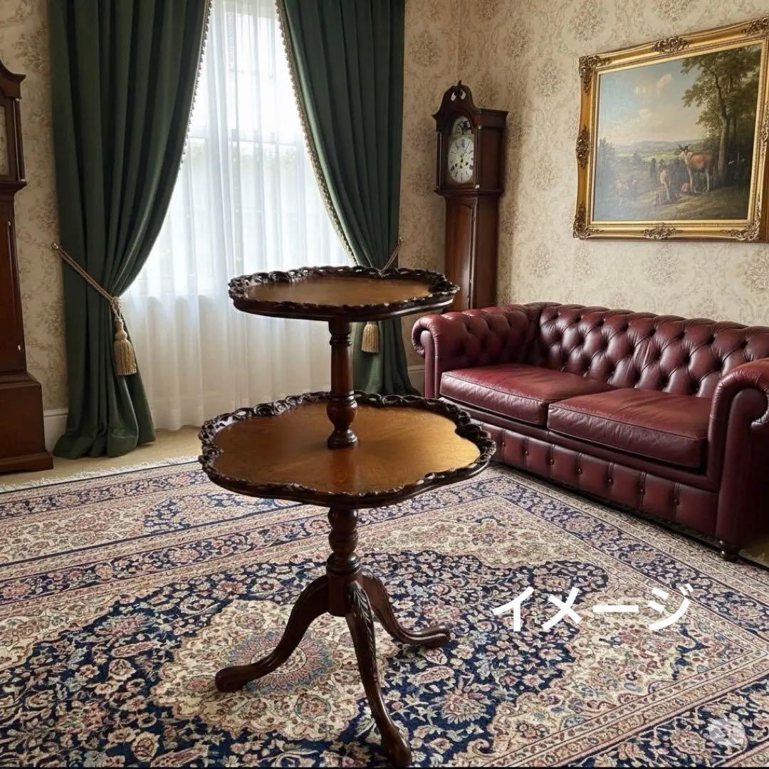 イギリスアンティーク　２段テーブル　 マホガニー象嵌装飾　透かし彫り