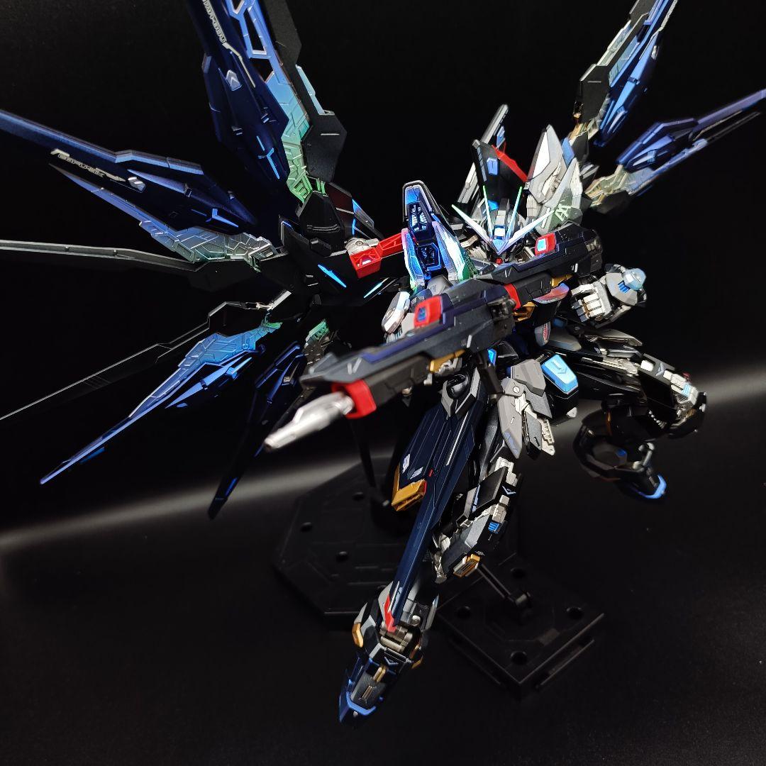 MGEX　ストライクフリーダムガンダム　ガンプラ　全塗装完成品　ブラックゴースト