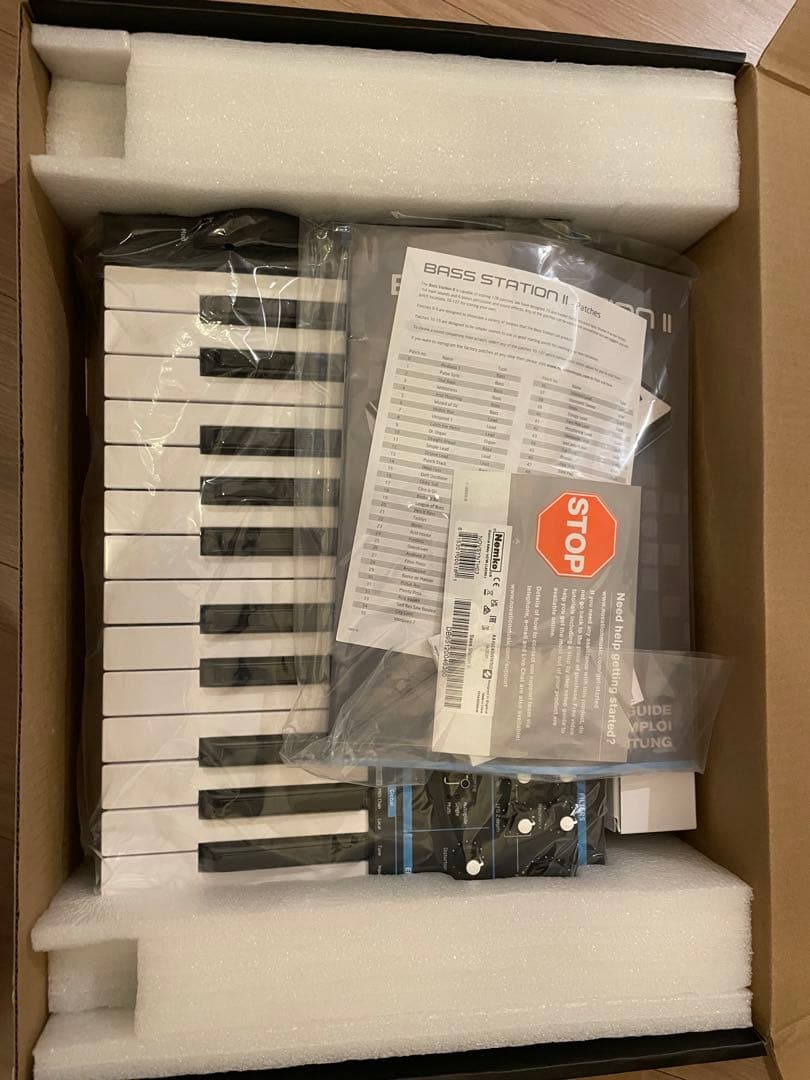 Novation Bass Station II 25鍵シンセサイザー