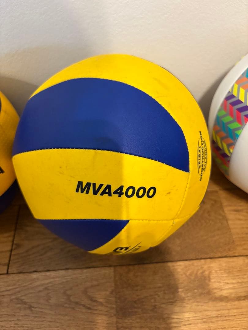 Mikasa V400W バレーボール 4個セット