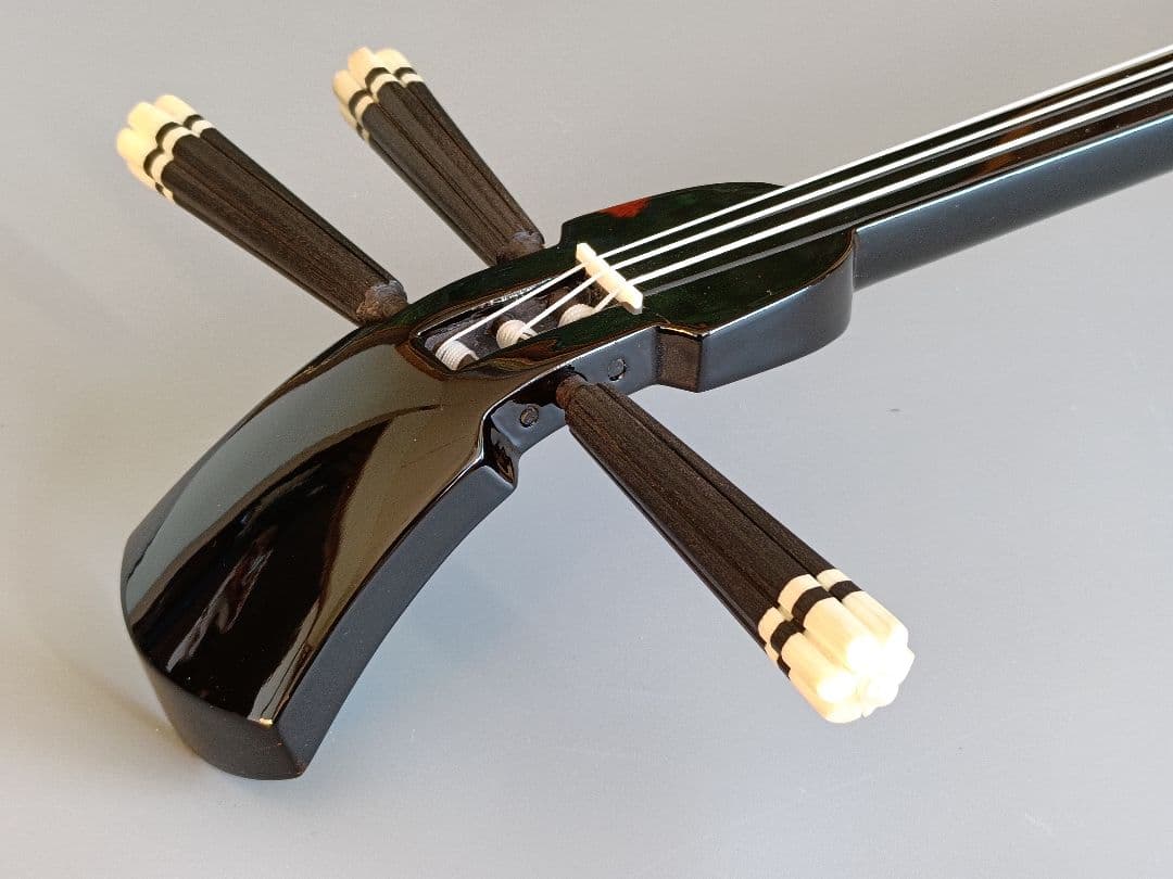 盛嶋開鐘写 名工内間直樹氏作 八重山黒木