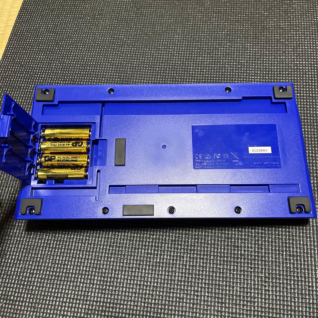 BOSS GT-1 ギターエフェクターとシールド